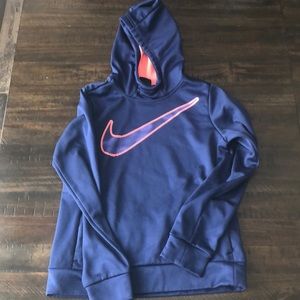 Girl’s Nike Sweatshirt